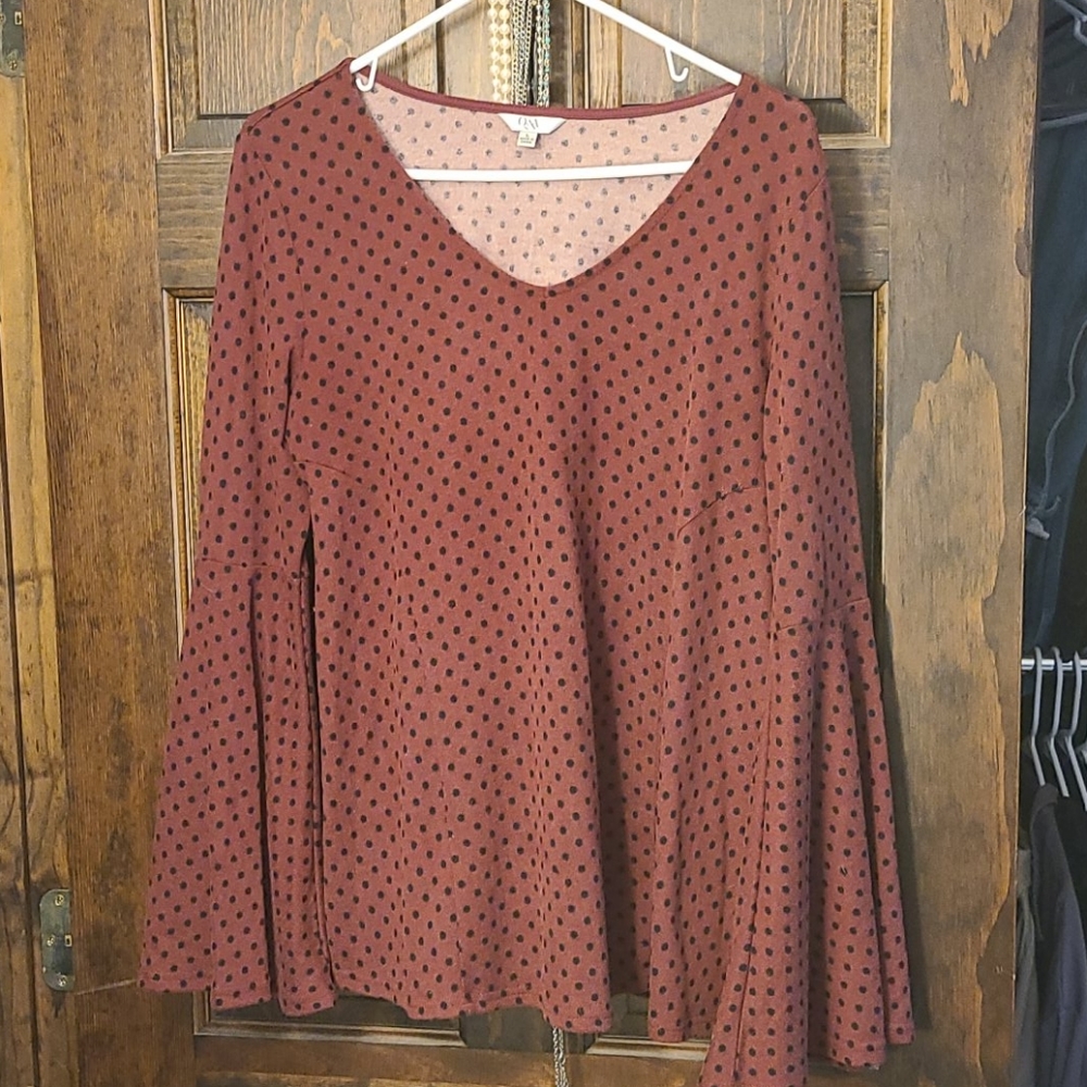 Cute bell-sleeve top